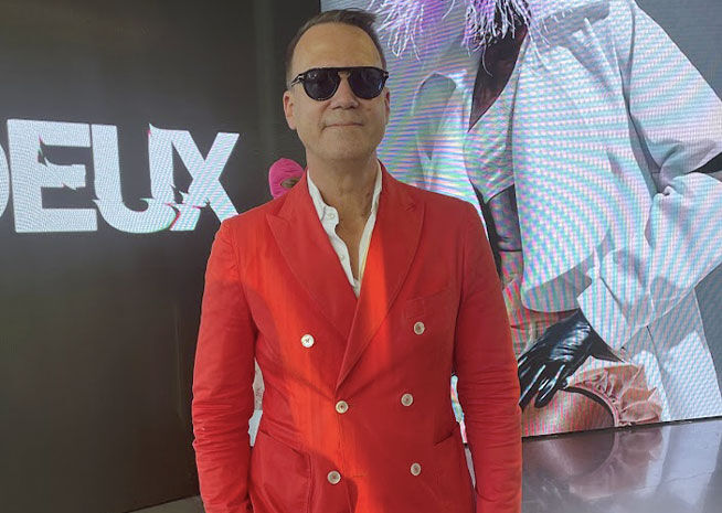 Vibrant Fashion Visionary Vibrant Fashion Visionary