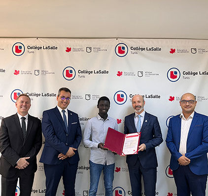 Présentation de document au Collège LaSalle de Tunis