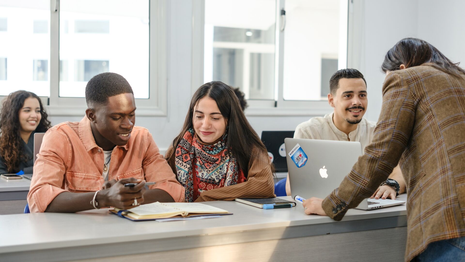 Explorez nos programmes dynamiques en Gestion et administration | HEM