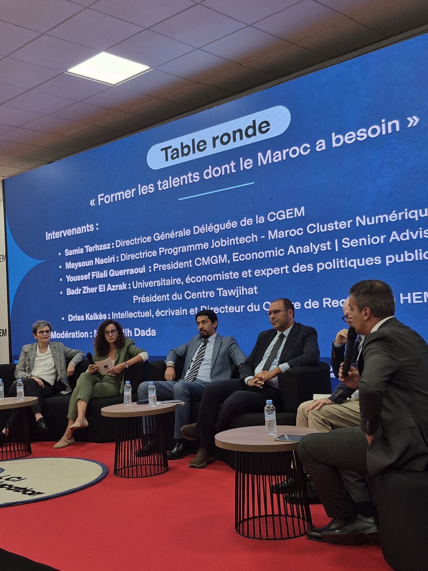 A panel discussion on talent development in Morocco, featuring speakers from CGEM, Jobintech, CMGM, HEM, and public policy experts.