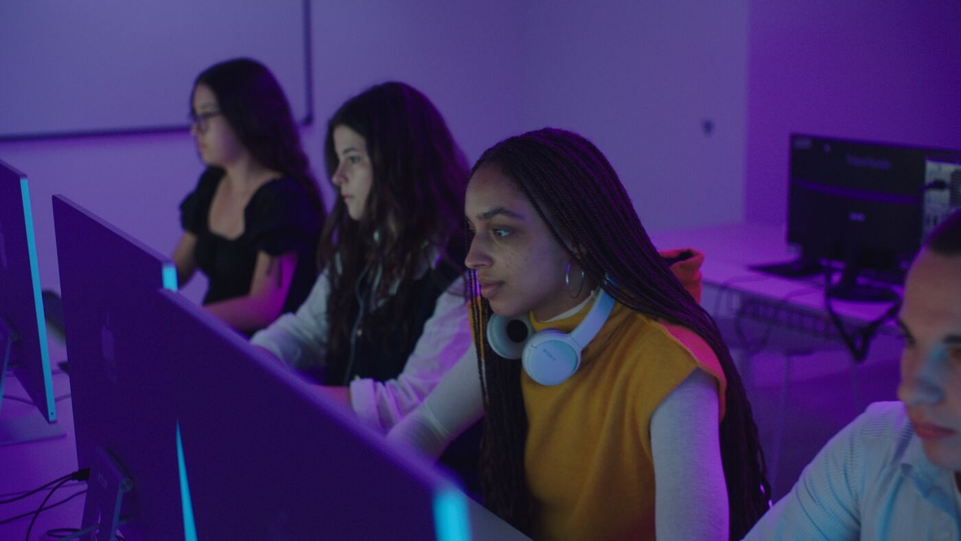 Focused Students in a Computer Lab