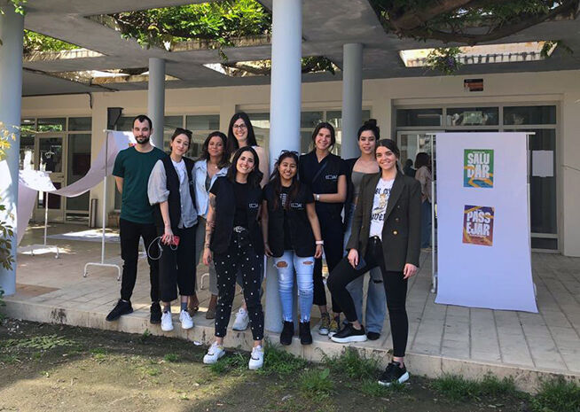 Voluntarios en un Evento de Campaña de Salud