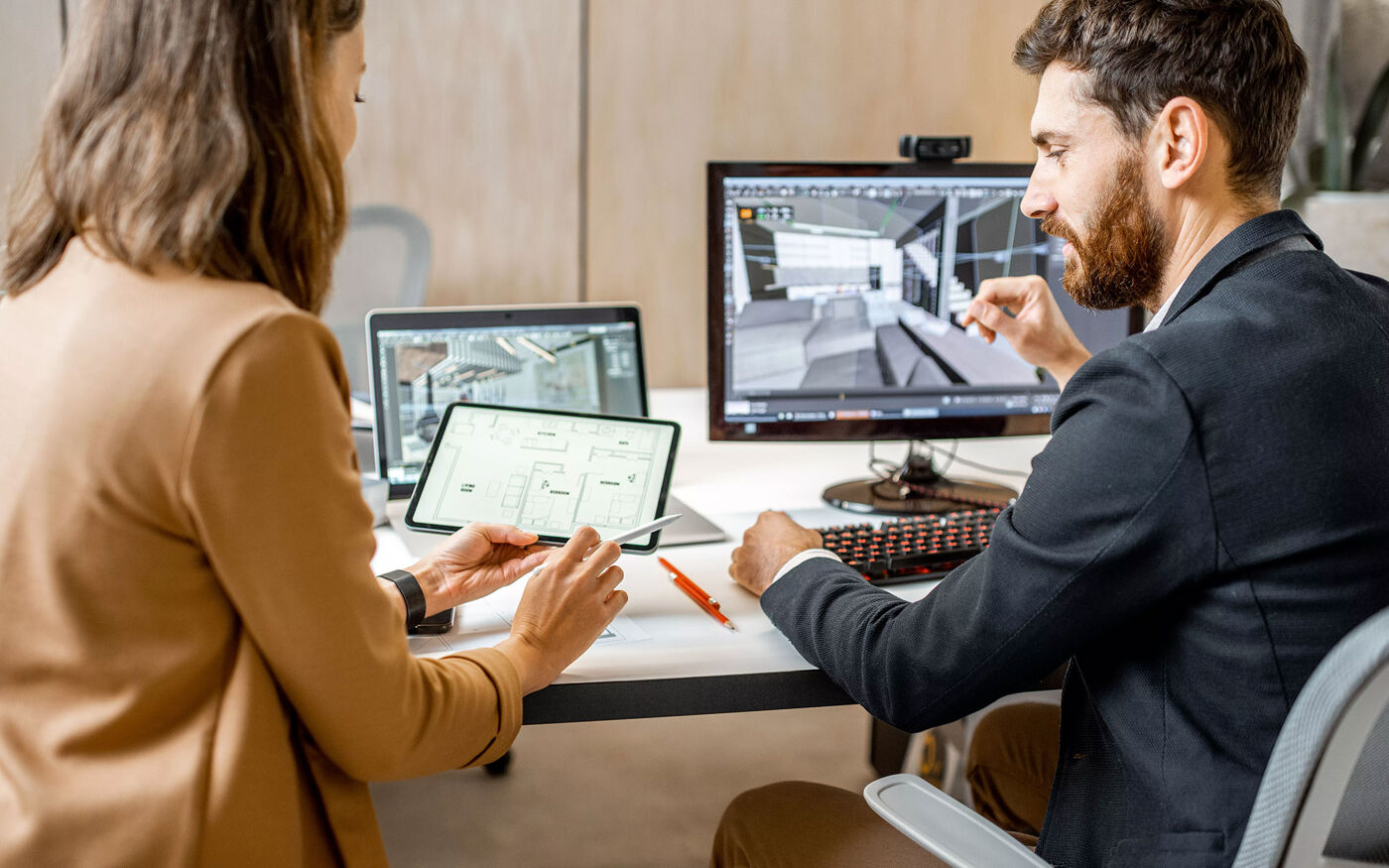 Online courses for LCI Barcelona