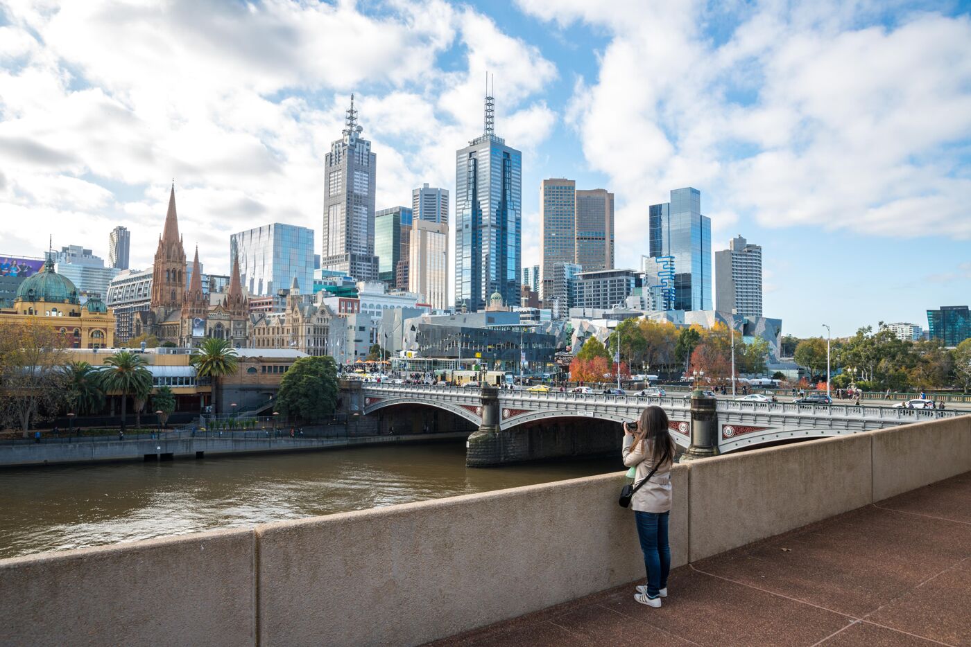 Tourist lookout the view of Melbourne city, Australia.