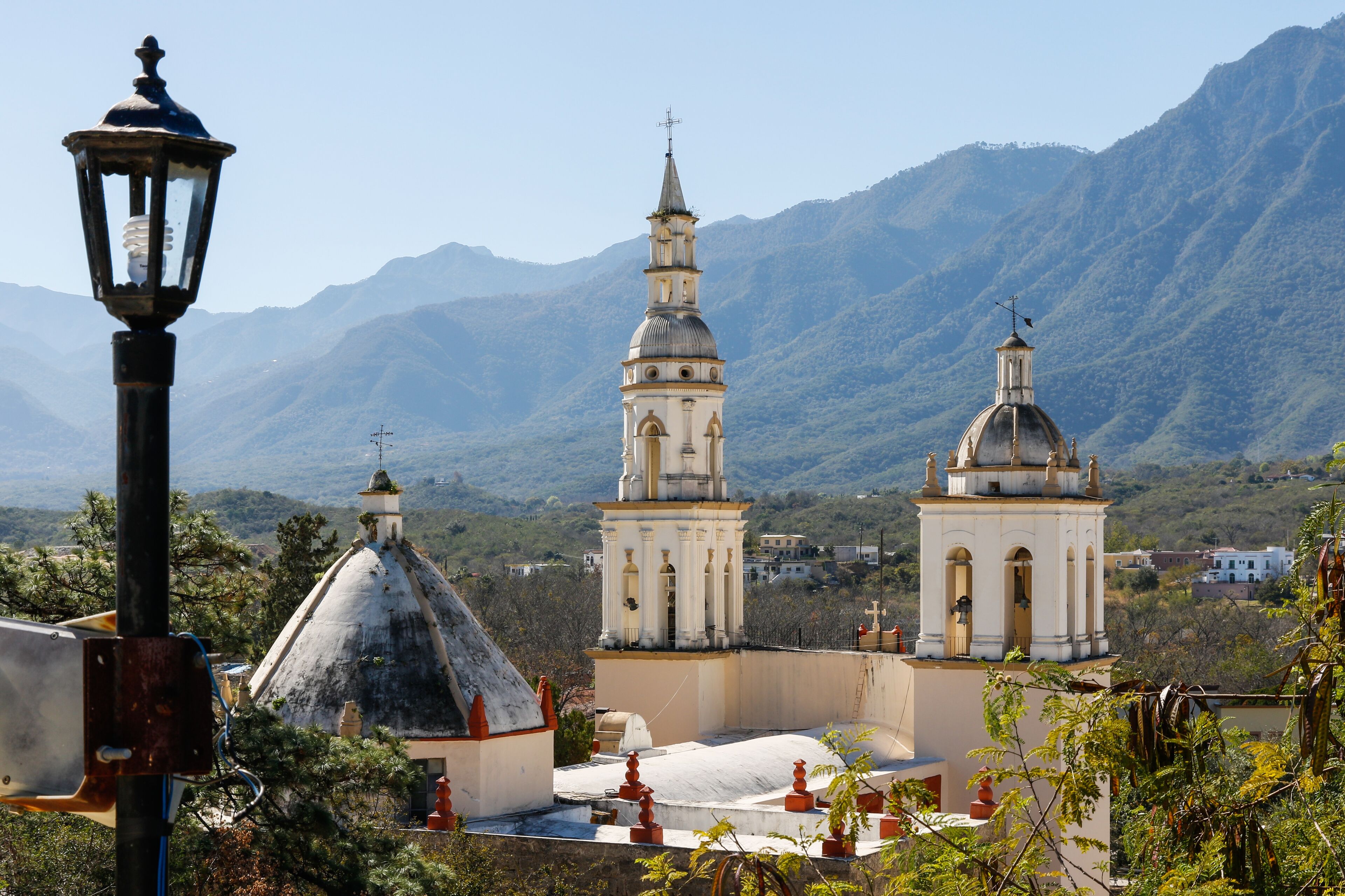 The Rodrigo Gómez Reservoir is located in front of the town of Santiago, very close to Monterrey, Mexico. Santiago is considered a "Mexican Magical Town", which are towns that are given a larger push in tourism by the Tourism Ministry. Here we see a view of Santiago Apostol Church, which is about 300 years old.