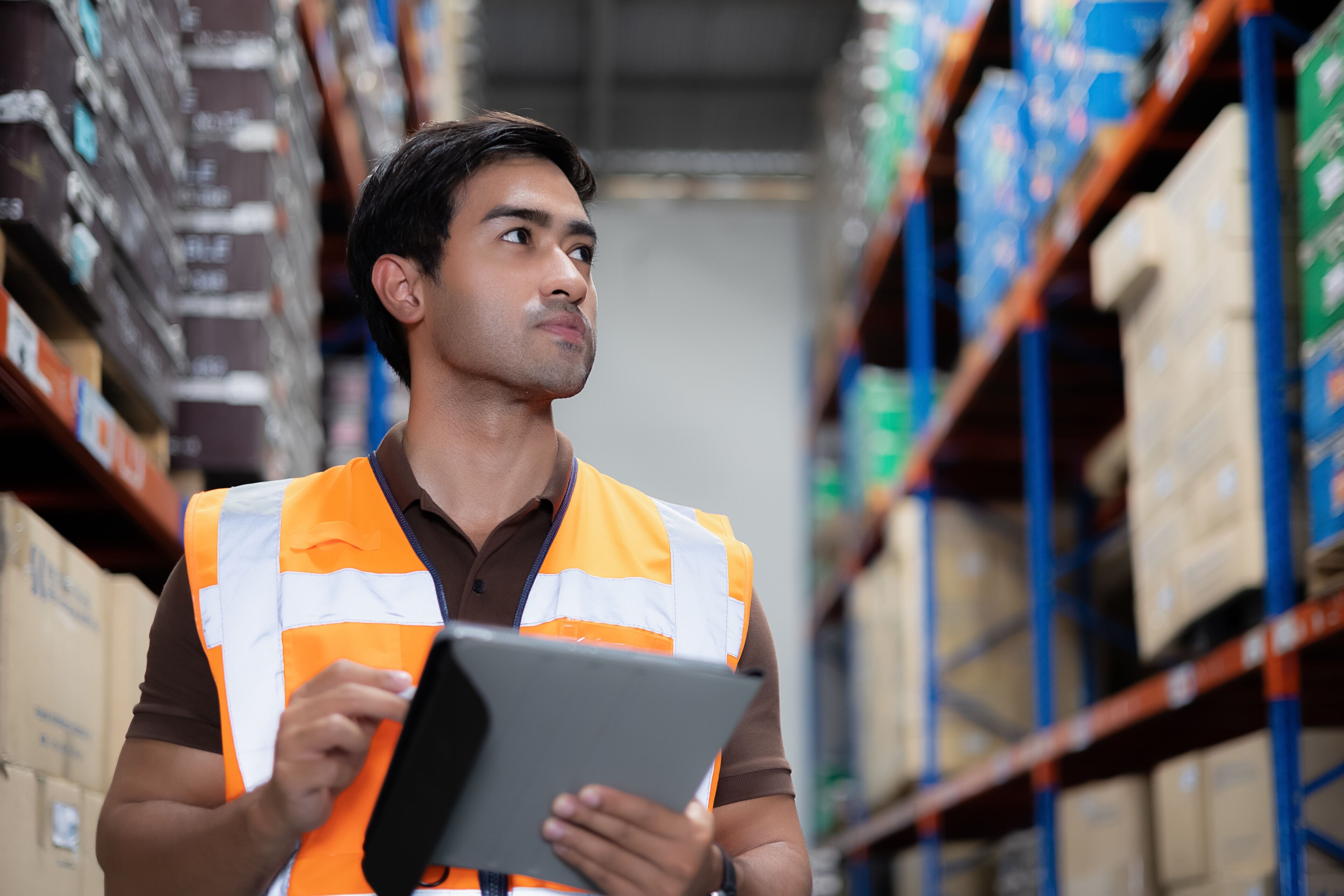 Gestionnaire de stock dans un entrepôt