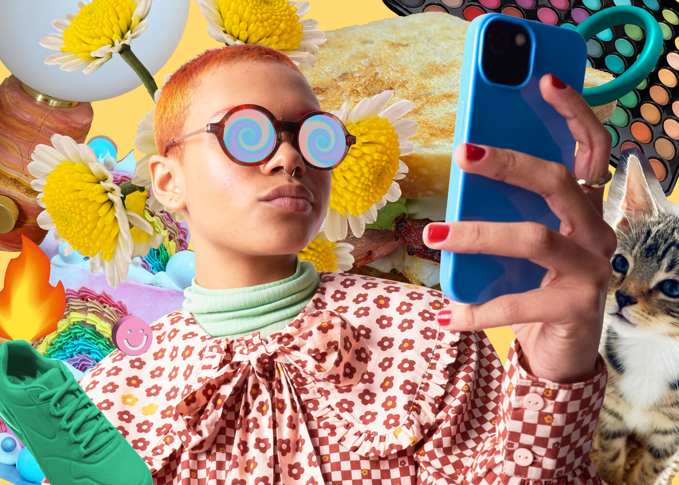 Mujer con gafas hipnóticas tomando un selfie