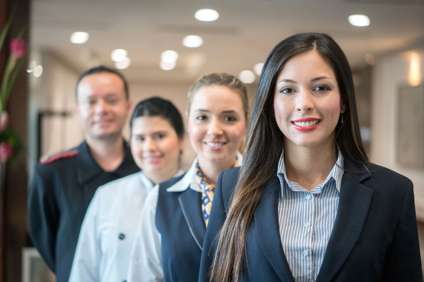 Portrait de l'équipe du personnel d'un hôtel